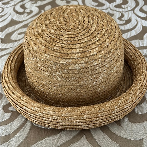 Hat - Picture 3 of 7